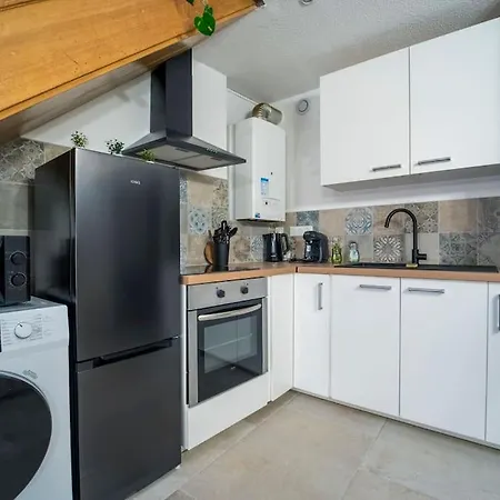 T2 Proche Place Aux Herbes Apartment Uzes